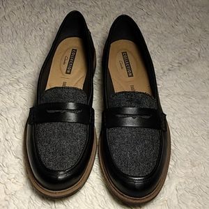 Clarks Raise Eletta Loafer Black/Tweed Size 9